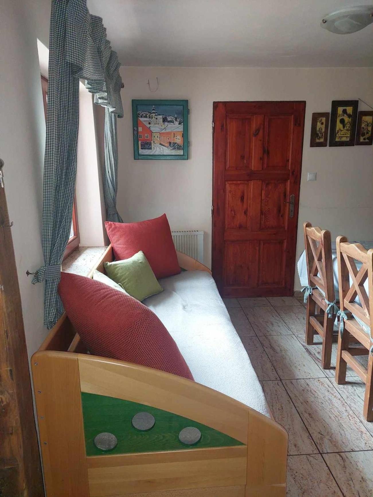 Burg Nad Banskou Stiavnicou Pension Stiavnicke Bane Buitenkant foto